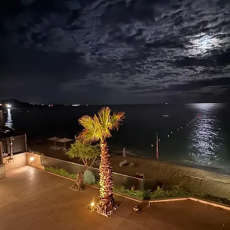 펜션 Infinity House By Klv 아르고스톨리온