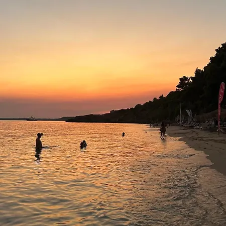 펜션 Infinity House By Klv