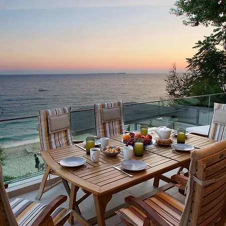 Infinity House By Klv Holiday home *