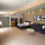 Infinity House By Klv